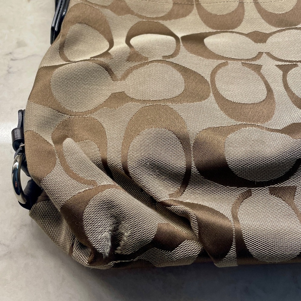 Coach Brown Signature Shoulder Bag - Picture 4 of 6